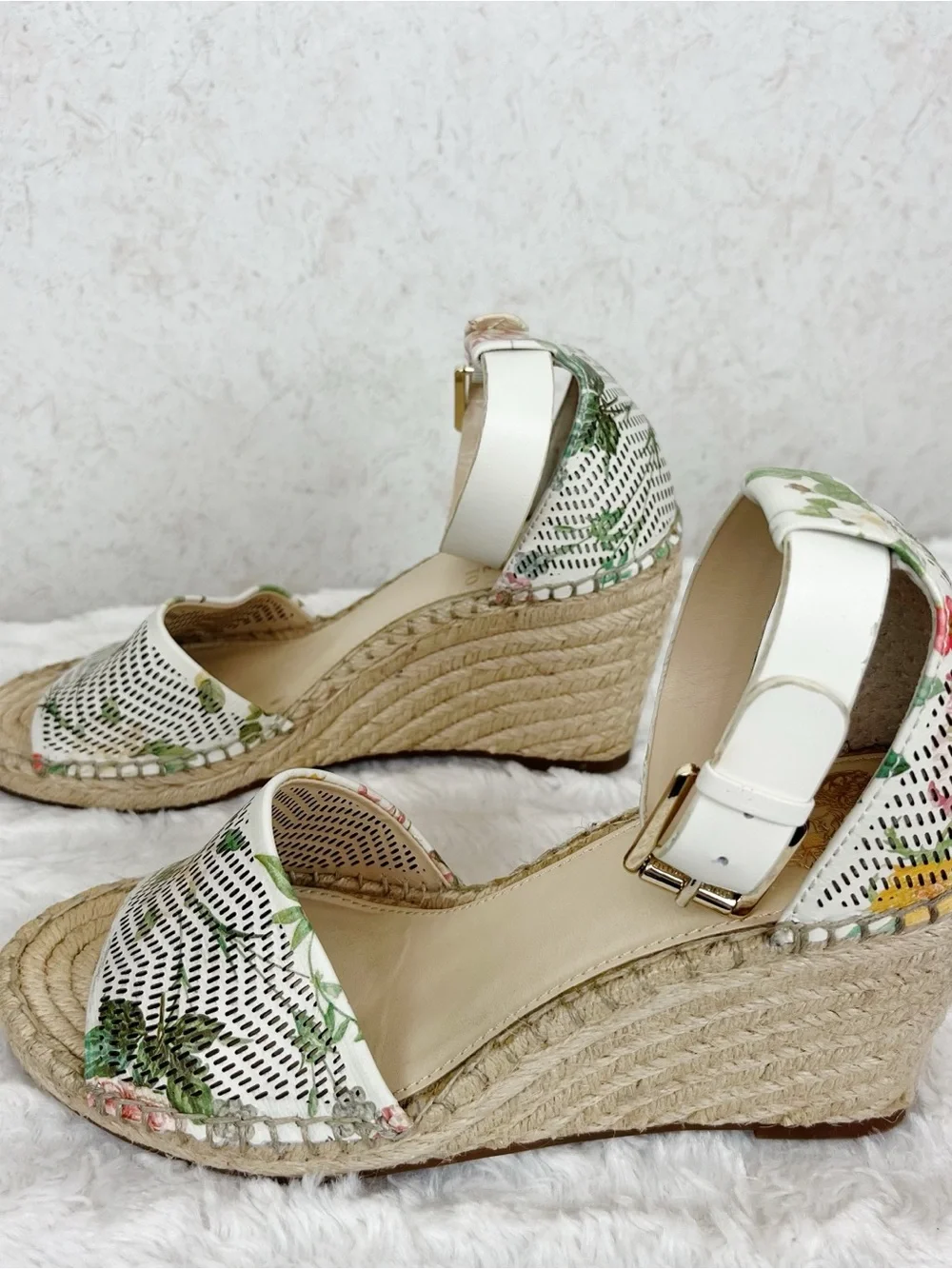 Vince Camuto Leerata Floral Espadrille Wedges 8.5 Garden Botanical Cottagecore